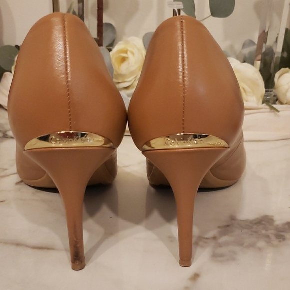Calvin Klein Collection Tan Women's Heels - Picture 6 of 12